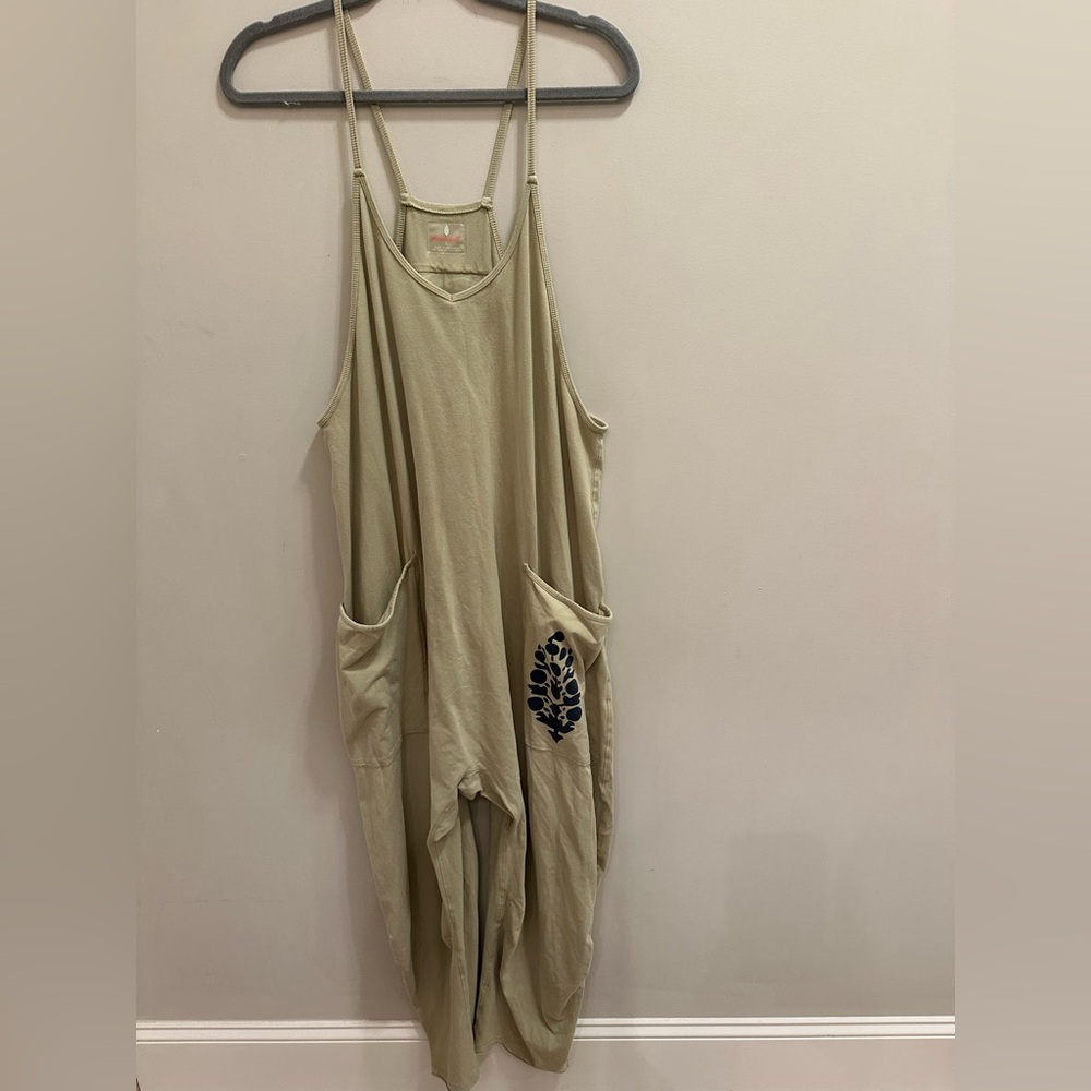 NWT FP Movement Hot Shot Logo Onesie - SOLD OUT STYLE! - Picture 4 of 4